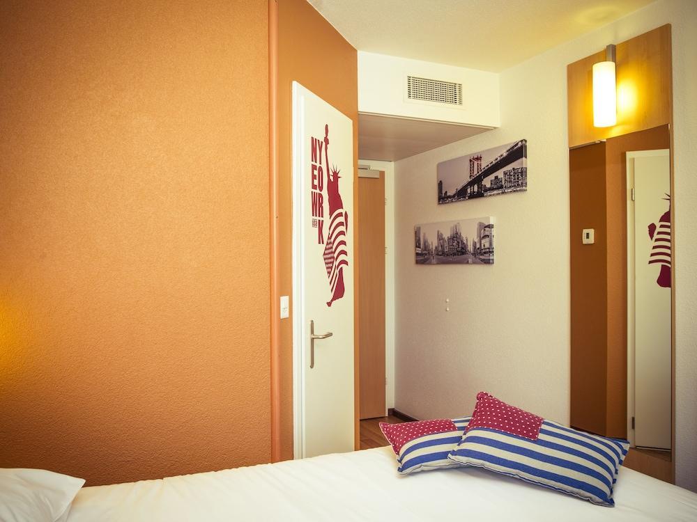 Ibis Lausanne Crissier Zewnętrze zdjęcie